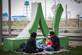 سیزده فروردین ، روز آشتی با طبیعت - حاشیه شهرک ولیعصر