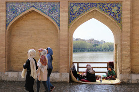 سیزده فروردین ، روز آشتی با طبیعت - زاینده رود اصفهان