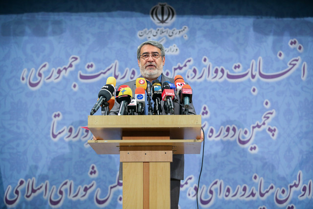 ویدئو / بازدید وزیر کشور از ستاد انتخابات کشور ویدئو / بازدید وزیر کشور از ستاد انتخابات کشور