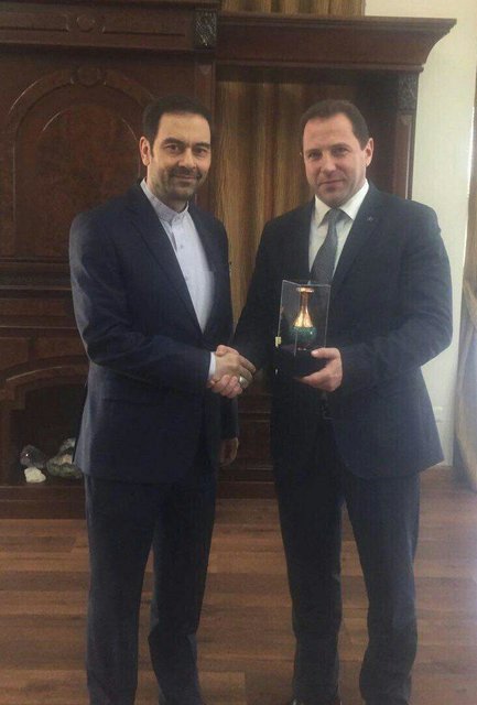 مذاکرات ایران و ارمنستان در زمینه کاهش خطرات ناشی از بلایای طبیعی مذاکرات ایران و ارمنستان در زمینه کاهش خطرات ناشی از بلایای طبیعی