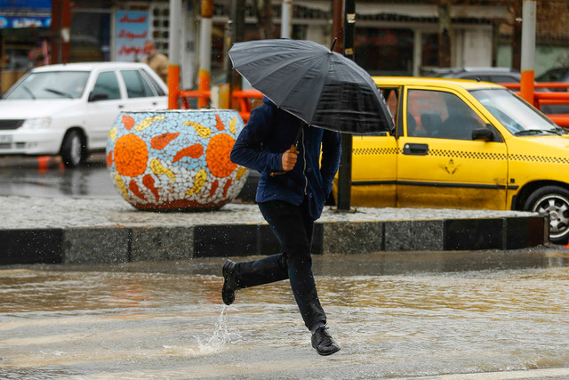  بارش باران و آب گرفتگی معابر - همدان