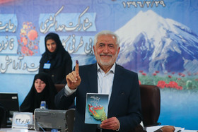 ثبت نام سیدمحمد غرضی در سومین روز ثبت نام انتخابات دوازدهمین دوره ریاست جمهوری