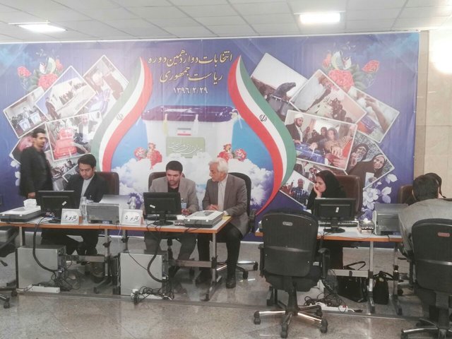 حفظ سرزمین ایران شعار انتخاباتی من است  حفظ سرزمین ایران شعار انتخاباتی من است