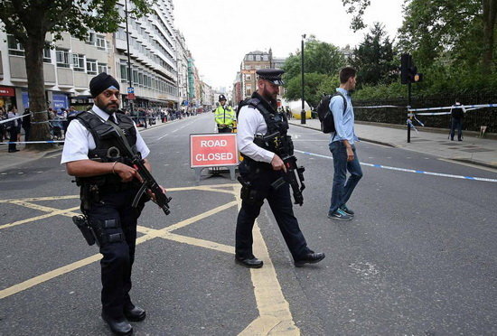 ۱۰ هزار نیروی پلیس مامور محافظت از ترامپ و همسرش در انگلیس!