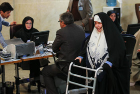 ثبت نام اعظم طالقانی در چهارمین روز ثبت نام انتخابات دوازدهمین دوره ریاست جمهوری
