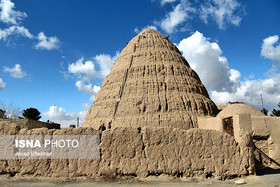 آثار تاریخی خلیل آباد در حال پاک شدن است