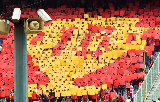 بارش باران در ورزشگاه آزادی/ اسپایدرکم خاکخورده صداوسیما به کار افتاد+ تصاویر بارش باران در ورزشگاه آزادی/ اسپایدرکم خاکخورده صداوسیما به کار افتاد+ تصاویر