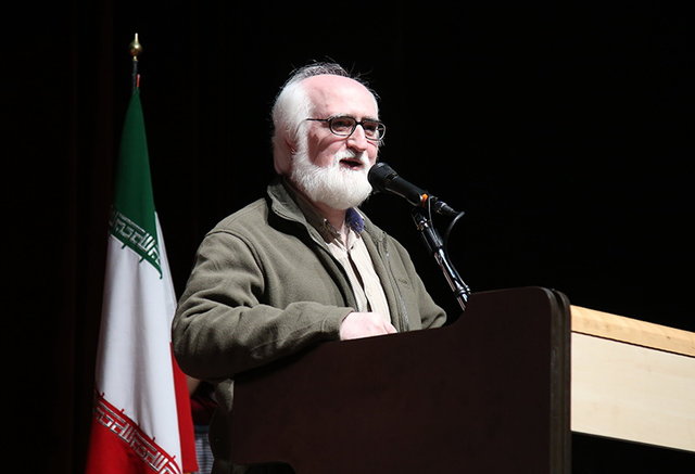  انجمن های ادبی بنگاه اقتصادی و حزب نیستند