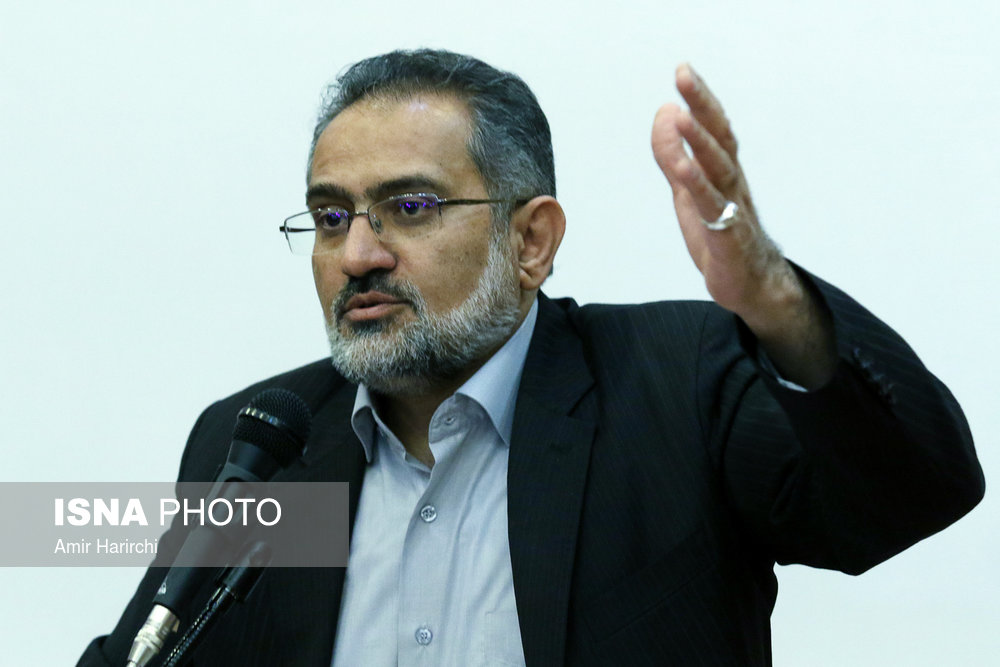 حسینی: دانشگاهیان در جهاد تبیین و کمک به پیشبرد امور کشور وظیفه سنگینی بر عهده دارند