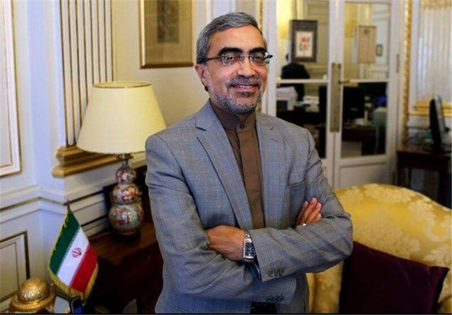 آهنی:بانک های فرانسوی بیش از حد احتیاط می کنند/ روابط تهران و پاریس شایستگی توسعه دارد آهنی:بانک های فرانسوی بیش از حد احتیاط می کنند/ روابط تهران و پاریس شایستگی توسعه دارد