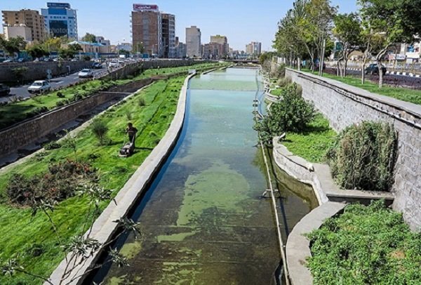 با کدام علم مهندسی کف مهرانه رود تبریز سنگ فرش شده؟