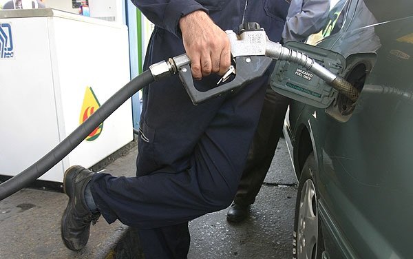واکنش شرکت کنترل کیفیت هوا به تکذیب گوگرد بالای بنزین در تهران واکنش شرکت کنترل کیفیت هوا به تکذیب گوگرد بالای بنزین در تهران