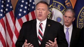 سفر غیر منتظره رئیس سیا به کره‌جنوبی