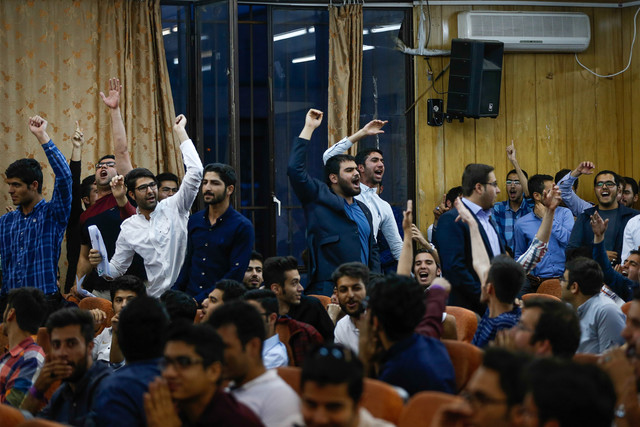 عکس تزئینی است. آسیبهای فرهنگی دانشگاهها؛ از شکاف نسلی تا کمبود بودجه و اولویتبندی غلط