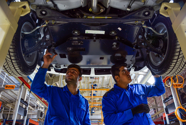 حواشی توقف شمارهگذاری ۹ خودرو توسط پلیس/ مردم بازنده ناهماهنگی میان دستگاههای مسئول حواشی توقف شمارهگذاری ۹ خودرو توسط پلیس/ مردم بازنده ناهماهنگی میان دستگاههای مسئول