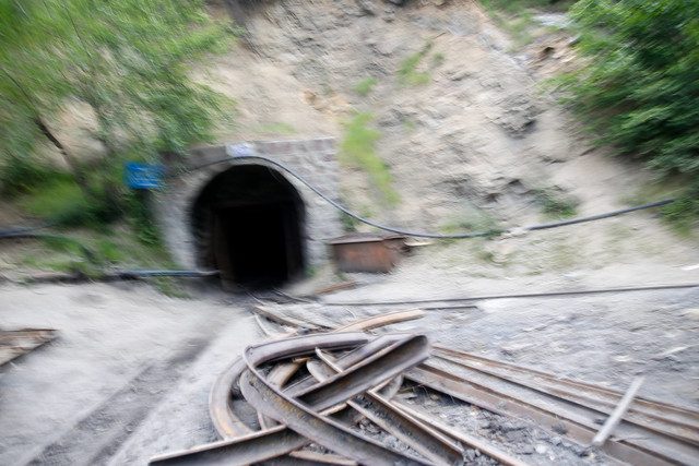 توقف معاملات فرابورس به احترام جان باختگان حادثه معدن یورت 