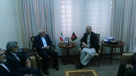 دیدار ظریف با مشاور امنیت ملی افغانستان