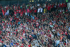 دیدار تیم های فوتبال پرسپولیس و الوحده