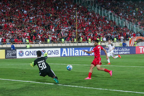 دیدار تیم های فوتبال پرسپولیس و الوحده