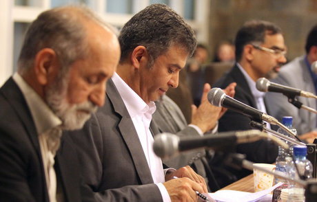 شفافیت مالی مسئولان جلوی حواشی و شایعهپراکنی را میگیرد شفافیت مالی مسئولان جلوی حواشی و شایعهپراکنی را میگیرد