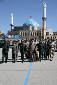 مراسم دانش‌آموختگی در دانشگاه امام حسین (ع) با حضور مقام معظم رهبری