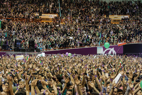 گردهمایی حامیان روحانی