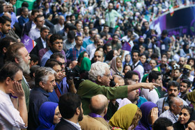 گردهمایی حامیان روحانی