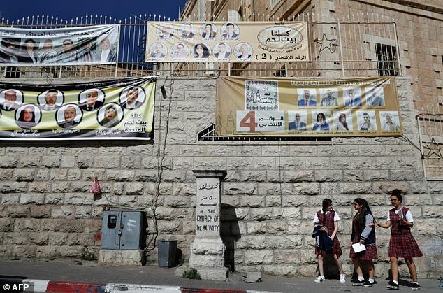 دعوت رسمی فلسطین از اتحادیه اروپا برای نظارت بر انتخابات  دعوت رسمی فلسطین از اتحادیه اروپا برای نظارت بر انتخابات