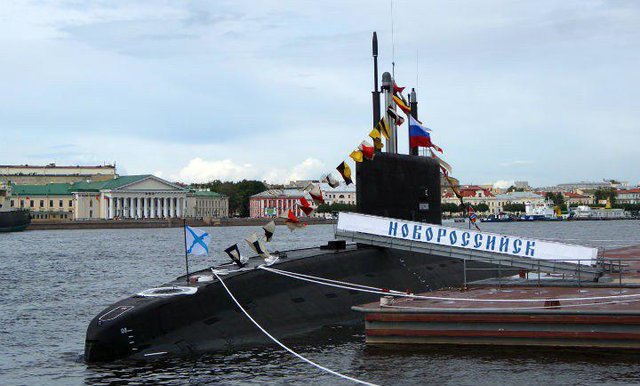 ورود جدیدترین زیر دریایی موشکی روسیه به آب‌های مدیترانه