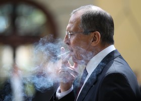درخواست پوتین از لاوروف برای ترک سیگار