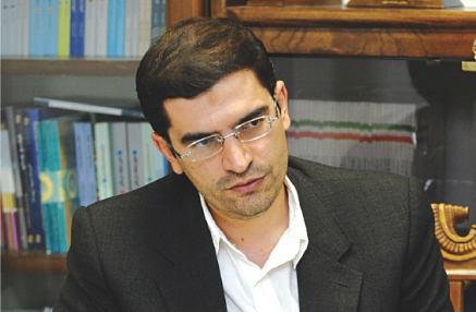 قاضیزاده هاشمی: آقای تاج! چرا تا حرف شفافسازی میشود برآشفته میشوید قاضیزاده هاشمی: آقای تاج! چرا تا حرف شفافسازی میشود برآشفته میشوید