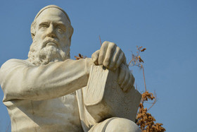 28 اردیبهشت؛ بزرگداشت ریاضیدان، منجم و رباعی‌سرای ایرانی