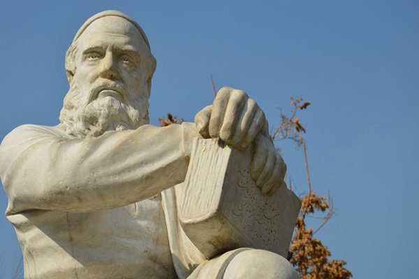 28 اردیبهشت؛ بزرگداشت ریاضیدان، منجم و رباعیسرای ایرانی خیام