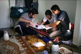 جلوگیری از شیوع کرونا دانشجویان خوابگاهی اراک را به دردسر انداخت! جلوگیری از شیوع کرونا دانشجویان خوابگاهی اراک را به دردسر انداخت!