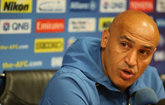 منصوریان: فردا  نیم دیگر راه صعود را طی می‌کنیم/ پنالتی بازی رفت هدیه الهی بود