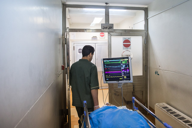 عکس خبر آرشیوی است. تولد زندگی از مرگی مطلق و قهرمانانی که نمیمیرند...