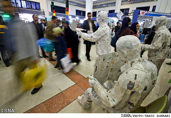 صدای روزنامهها در حال قطع شدن است! صدای روزنامهها در حال قطع شدن است!