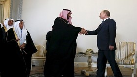 پوتین: مسکو و ریاض با هم برای دست‌یابی به راهکار بحران سوریه کار می‌کنند