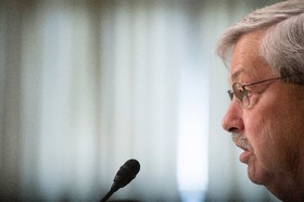 استعفای کاردار آمریکا در پکن