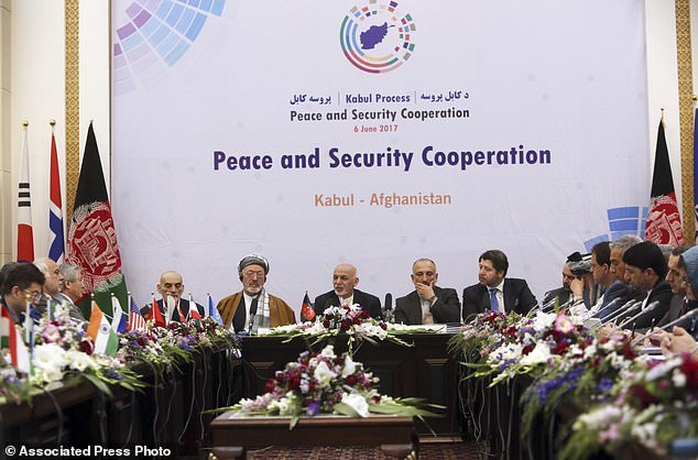 سخنگوی شورای صلح افغانستان: ۲۰۱۹ سال صلح است/ مذاکرات هر آن ممکن است آغاز شود