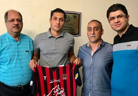 ناصری قرارداد خود را با سیاه‌جامگان تمدید کرد