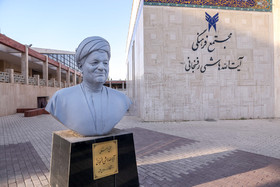رونمایی از تندیس آیت الله هاشمی رفسنجانی در دانشگاه آزاد مشهد‎