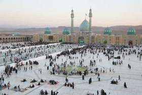 مراسم لیله الرغائب در مسجد مقدس جمکران برگزار می‌شود