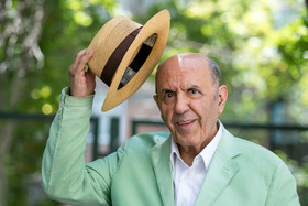 جواد مجابی شاعر، نویسنده، منتقد هنری و روزنامهنگار