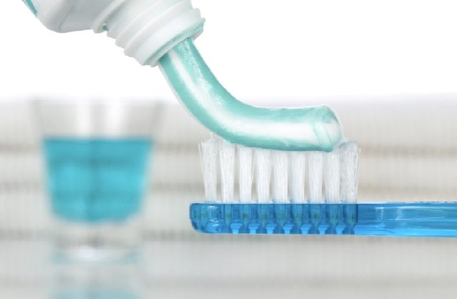 جلوگیری از کوچک شدن مغز با مسواک زدن جلوگیری از کوچک شدن مغز با مسواک زدن