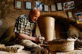 کارگاه تولید سفال در شهر جهانی سفال (لالجین) - همدان