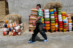 کارگاه تولید سفال در شهر جهانی سفال (لالجین) - همدان