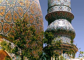 بازدید 6000 گردشگر خارجی از معماری و صحن مسجد اعظم قم