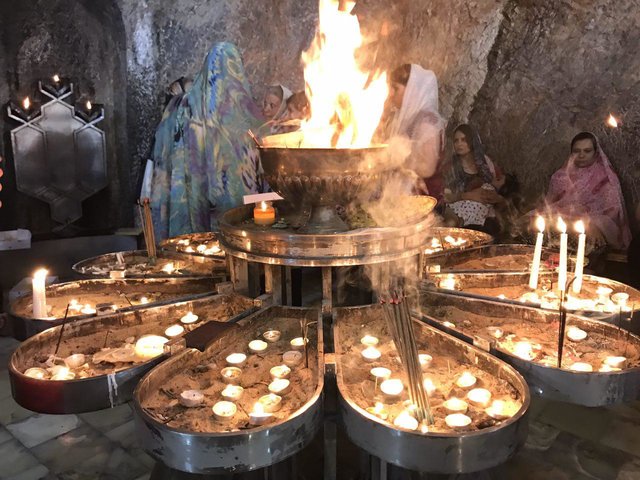 «چک چک» زیارتگاهی به سبک معابد آناهیتا