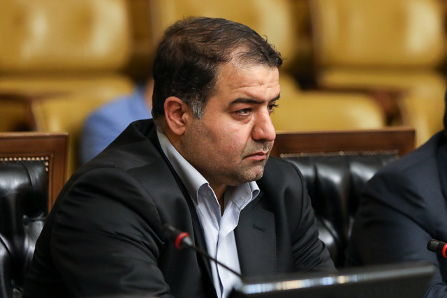 اعتراض فراهانی به روند کند واکسیناسیون کشور و رد صلاحیت چند عضو شورای شهر پنجم